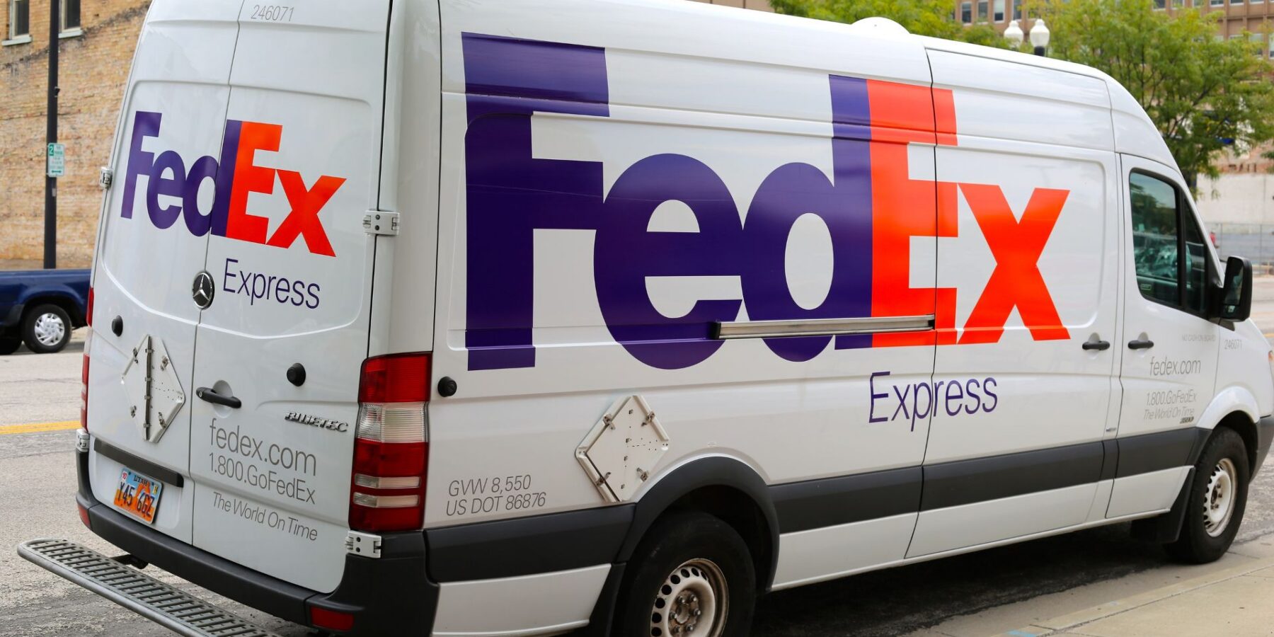 FedEx Truck Accident Lawyers in Boise at Goldberg & Loren