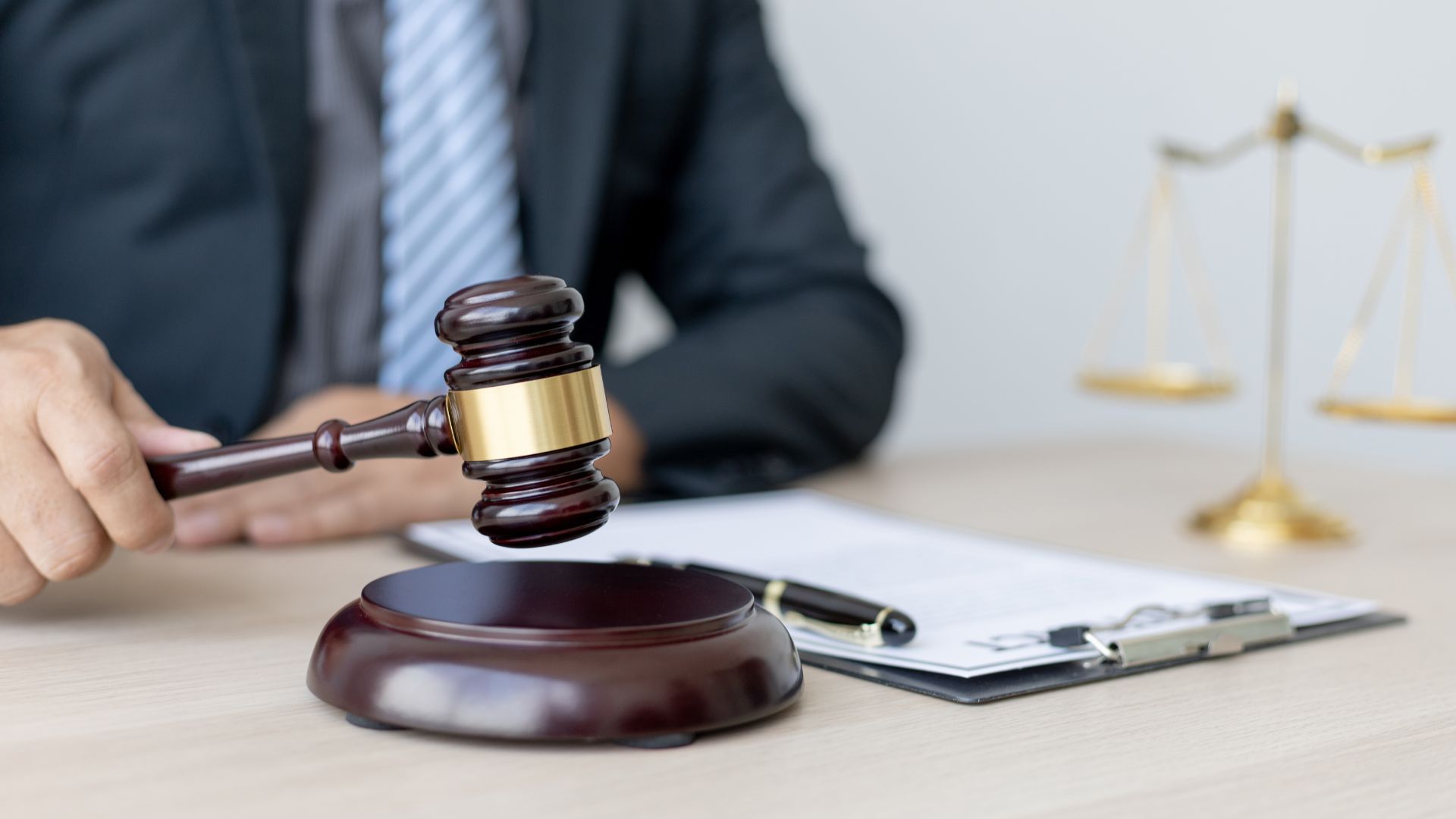 How Goldberg & Loren Documents Recovery Losses After Pedestrian Accidents