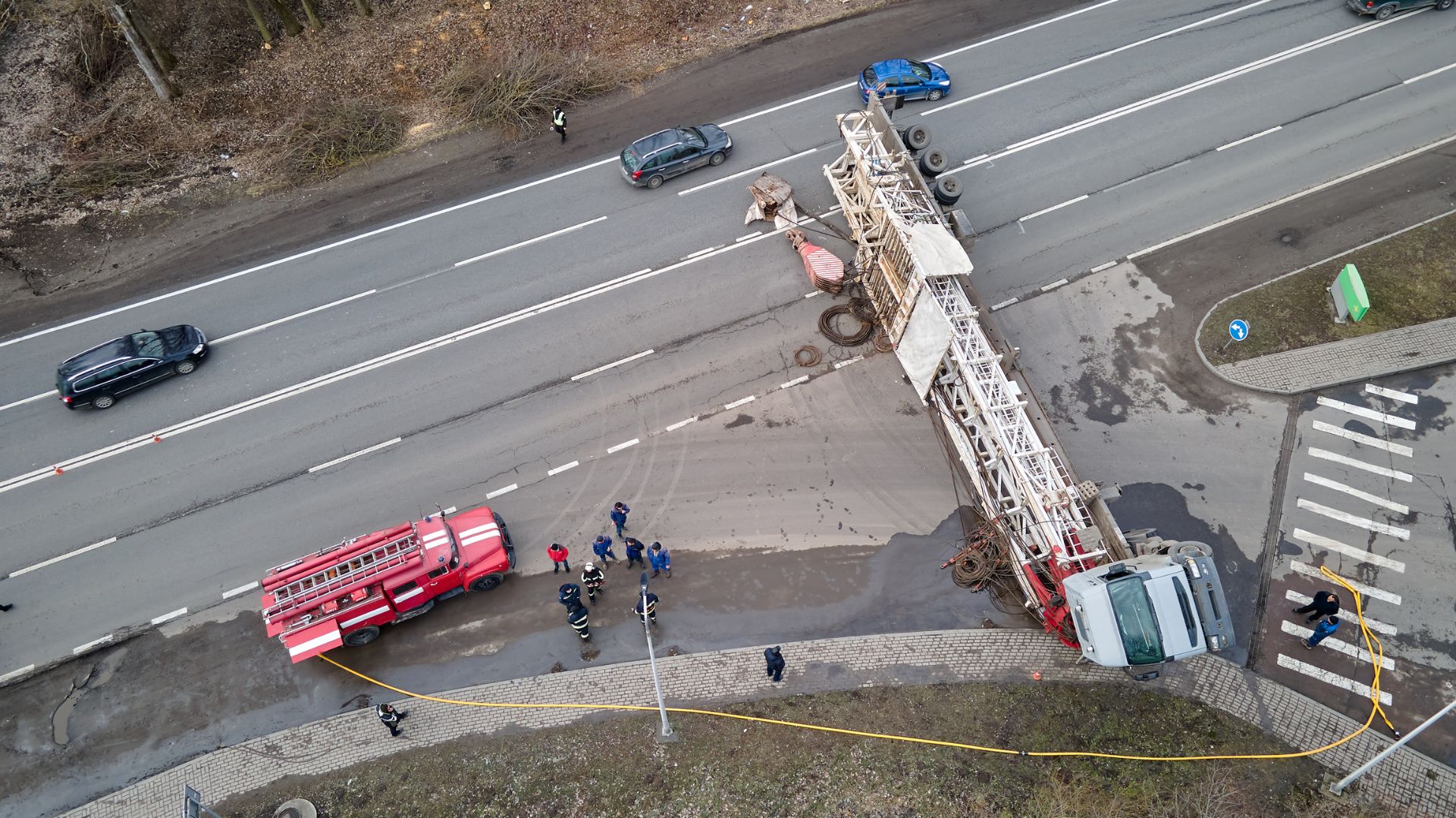 What To Do Immediately After a Truck Crash in Nampa
